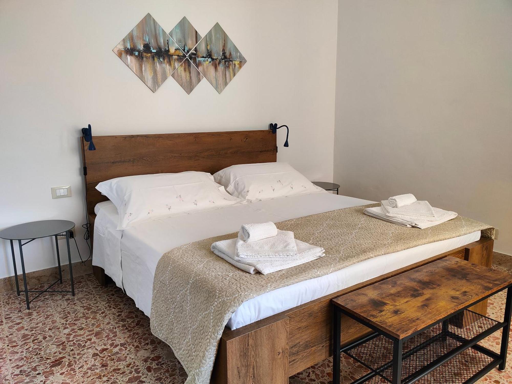 Eleonora'S House Apartment Trapani Ngoại thất bức ảnh